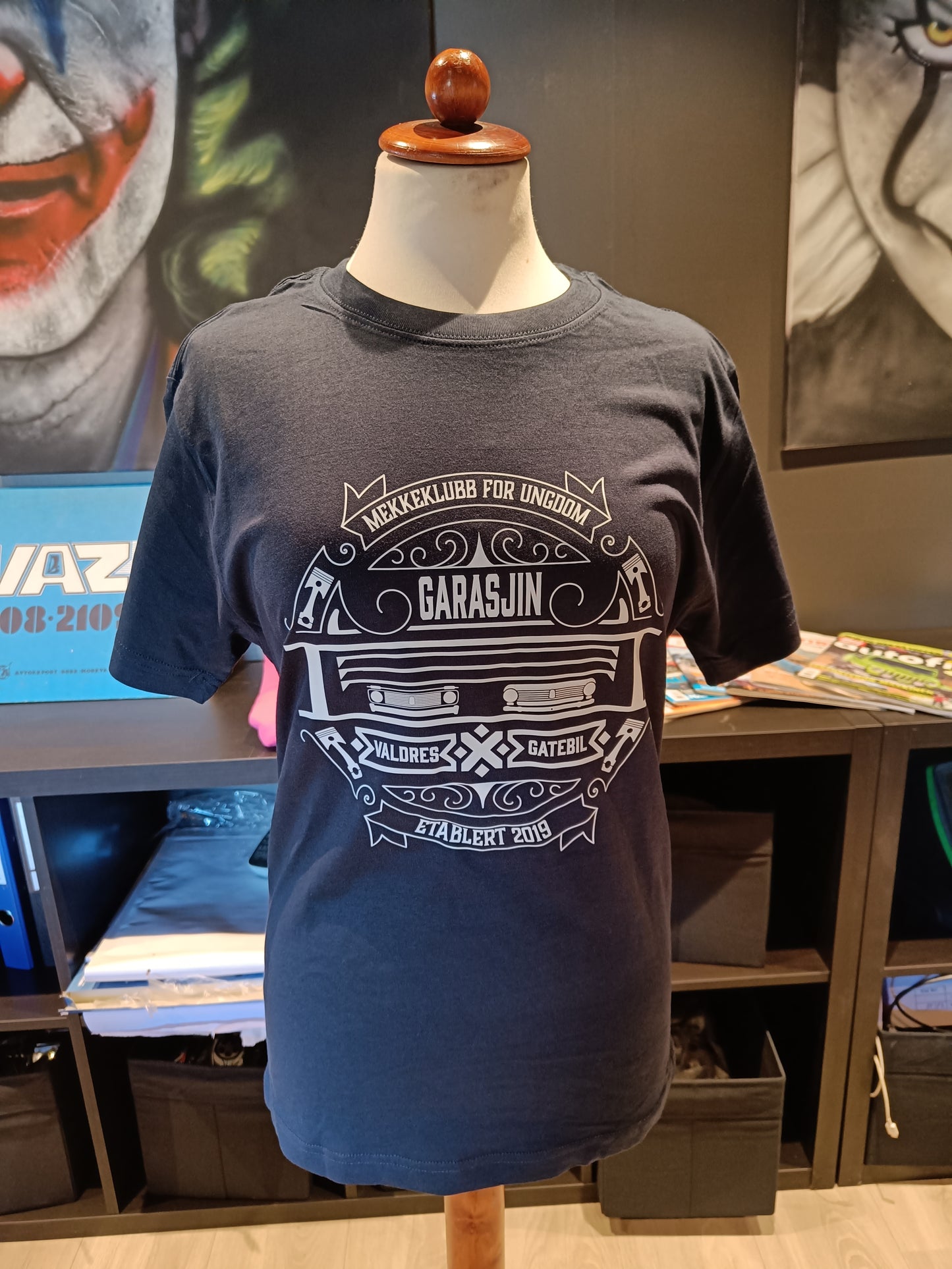 Garasjin t-skjorte